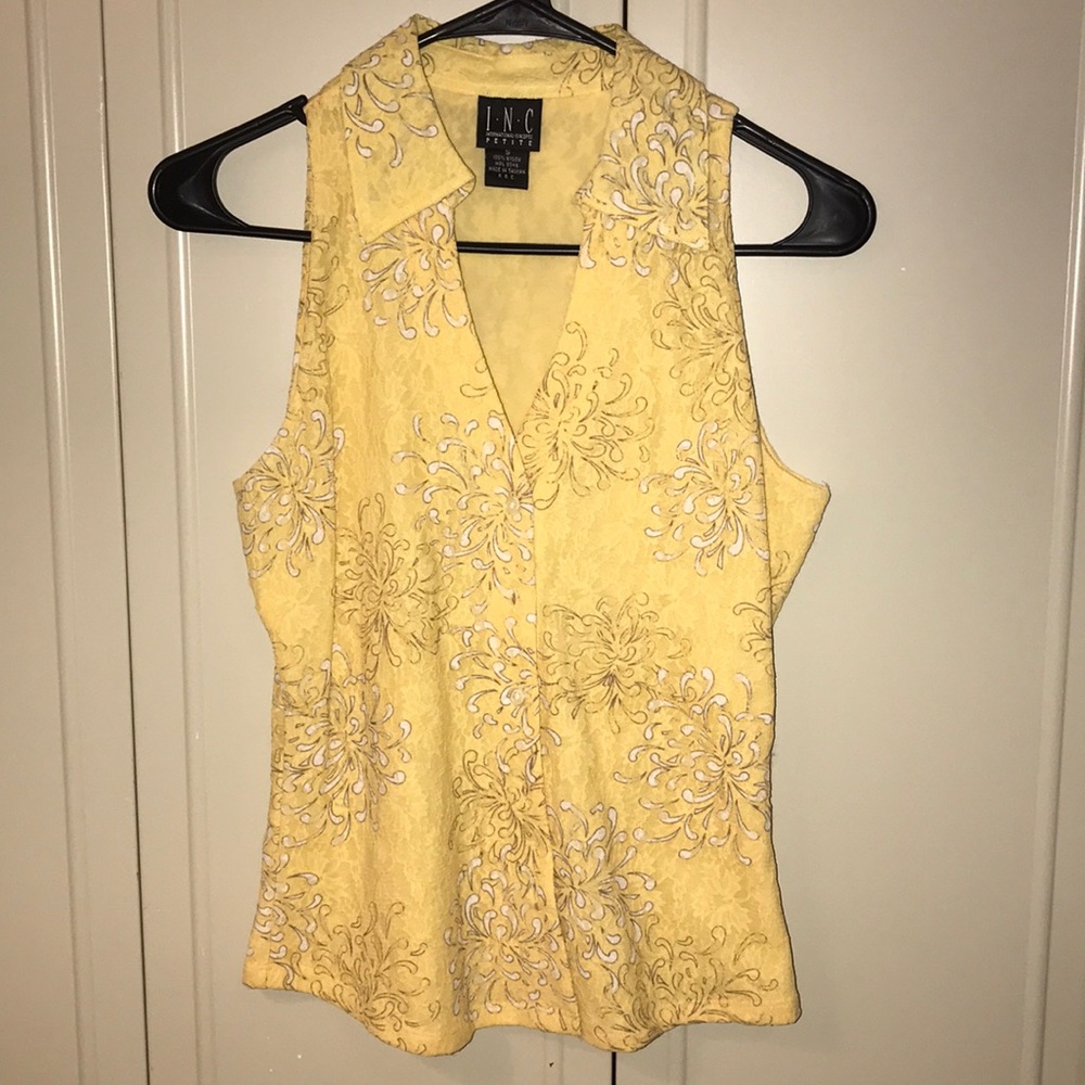 I.N.C. Petite Sleeveless Flowered Blouse